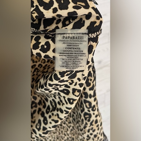 Paparazzi Women's XL Leopard Lace V-Neckline Satin Cami Blouse Black - Picture 10 of 10